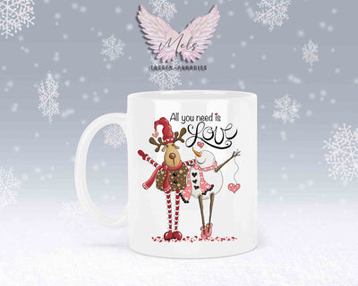 Tasse mit süßem Paar-Schneefrau und Hirsch – mit oder ohne Wunschname