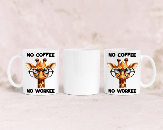 Tasse mit niedlicher Giraffe und dem Spruch „No Coffee No Workee“ – personalisierbar