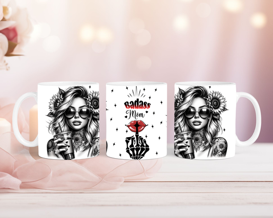 Tasse Badass Mom starke Frau mit Sonnenblumen