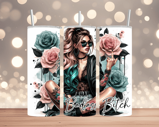 Thermobecher / Tumbler  Frau mit Hut, Rosen & Spruch „Badass Bitch“ (Edelstahl, 570 ml)