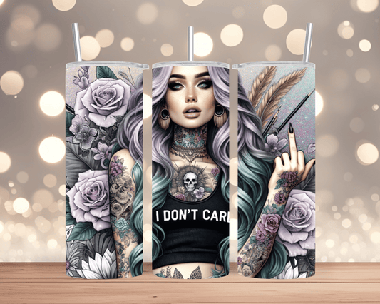 Thermobecher / Tumbler Tätowierte Frau, Mittelfinger & Spruch „I don’t care / Es ist mir egal“ (Edelstahl, 570 ml)